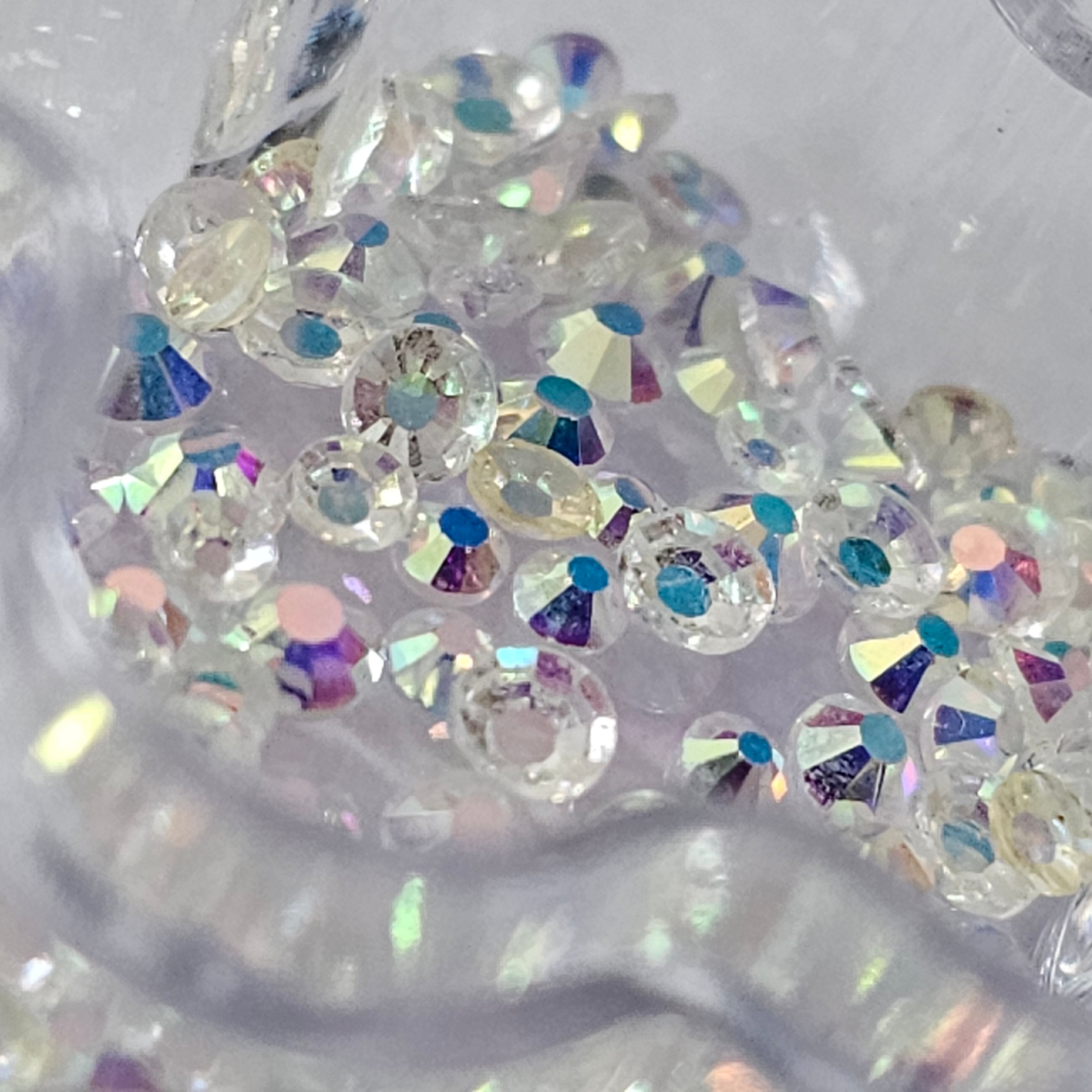 Decor strasuri multifatetate SYRY