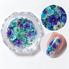 Nail Art Flower Life 03 – flori uscate turcoaz și mov, cu exemplu pe unghie