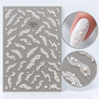 Sticker nail art 125 Pearl – volute albe cu perle, cu exemplu pe unghie