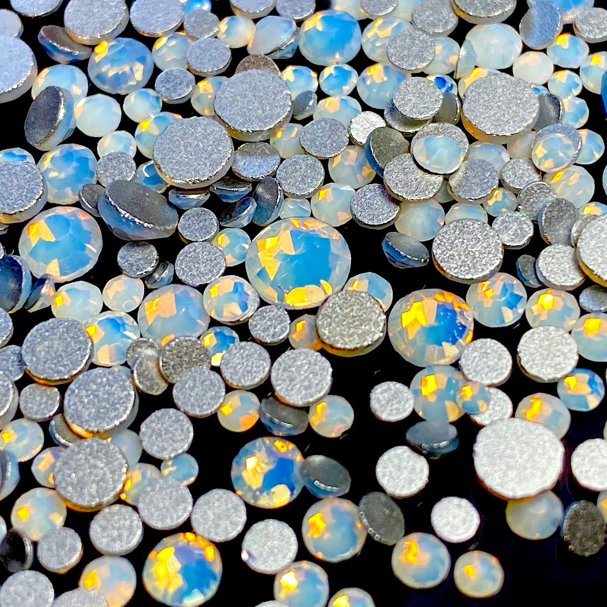 Stras Decor Unghii Opal Alb 6 marimi