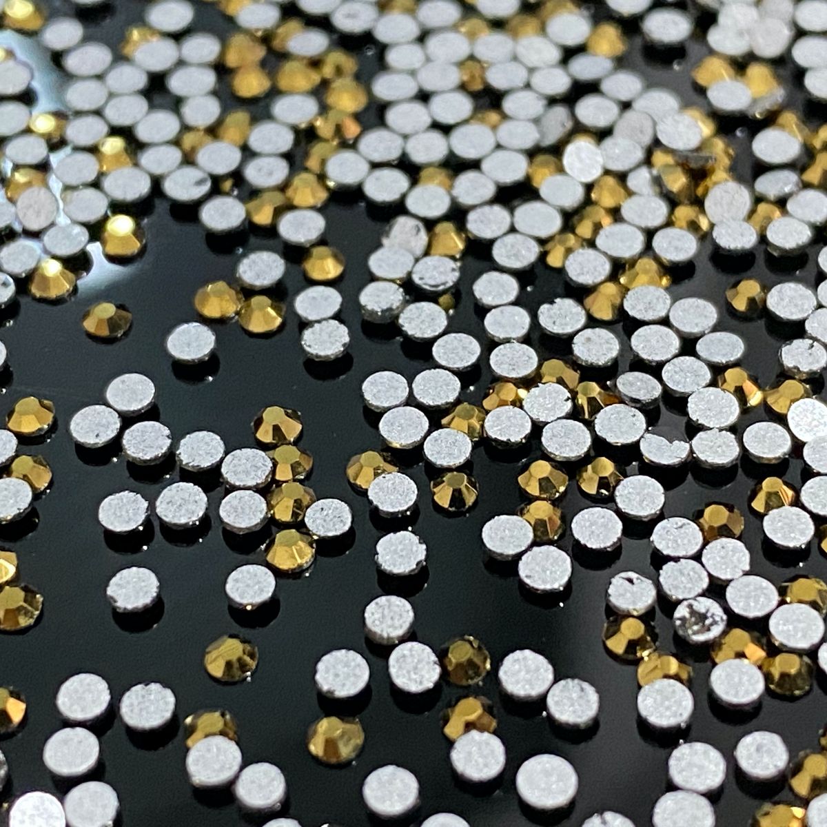 Strasuri Decor Unghii Aurum SS 1.5 mm