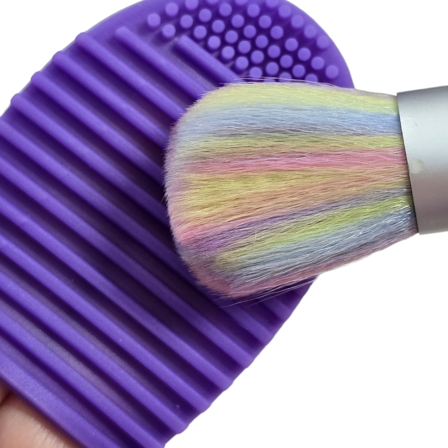 Image of Curatator Pensule Machiaj Roz