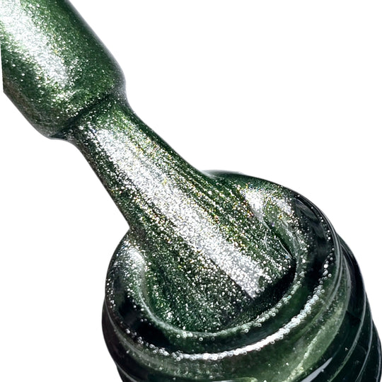 Ojă Cat Eye Mystic Magnetic 19 Coria – verde metalizat pe pensulă