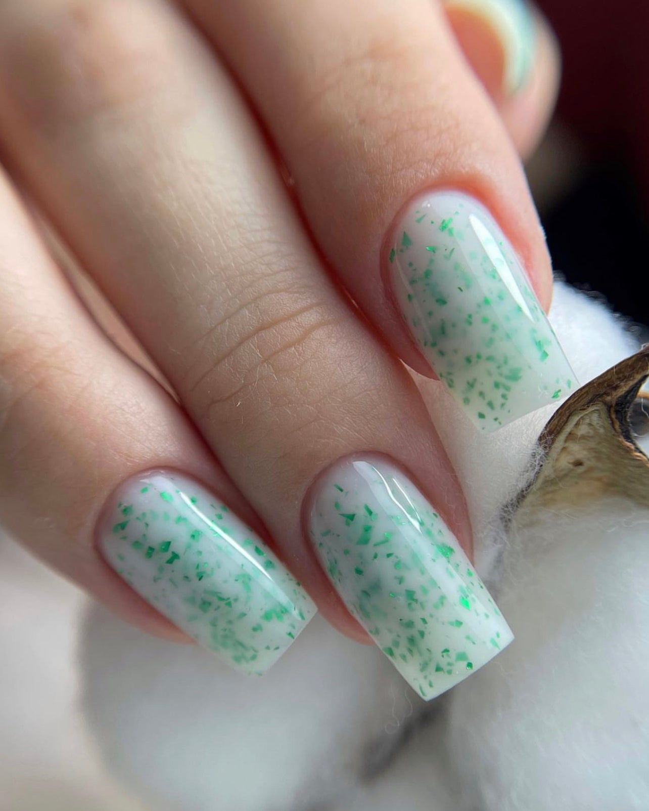 Image of Baza Rubber Shiny Coria 025 15 ml Green Confetti