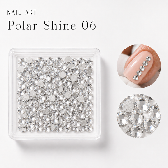 Nail Art Polar Shine 06 – strasuri clare argintii, cu exemplu pe unghie