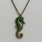 Colier cu căluț de mare verde smarald