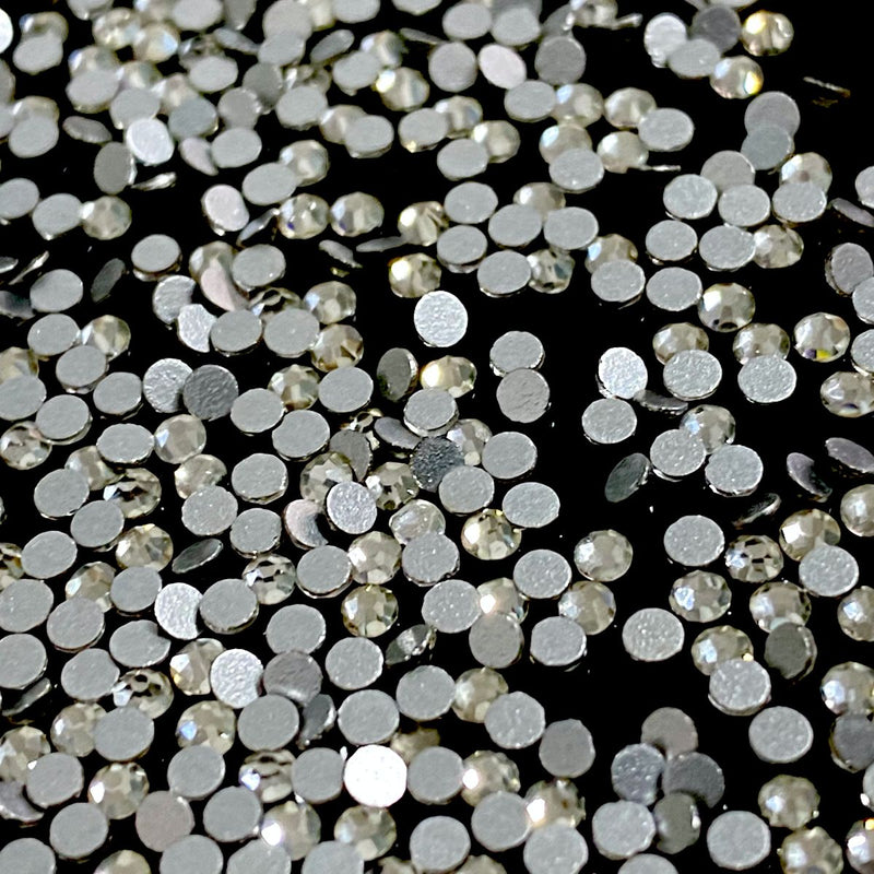 Strasuri Decor Unghii Argintii 1.5 mm