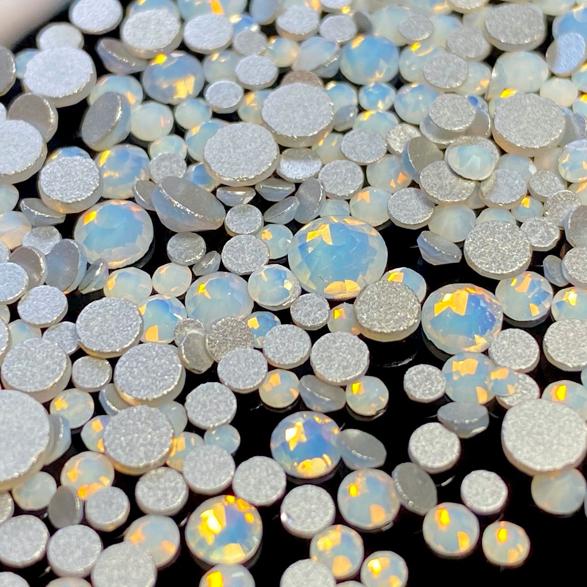 Stras Decor Unghii Opal Alb